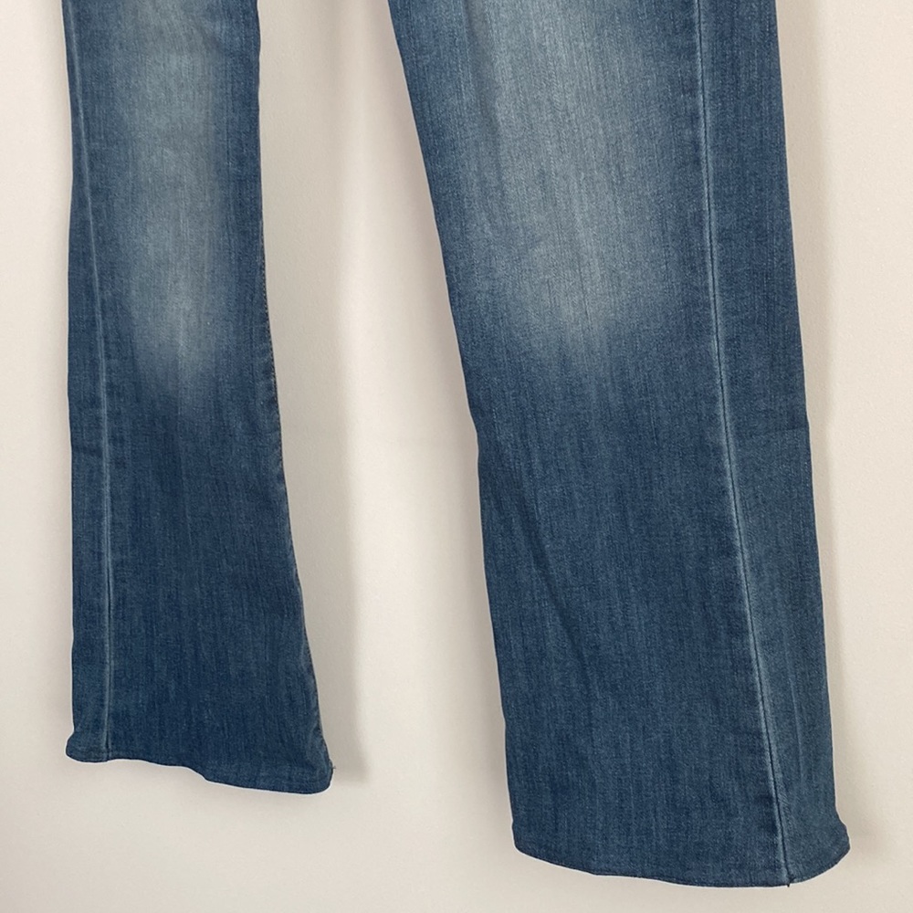 Levi’s Bootcut Totally Shaping Jeans - Picture 9 of 12